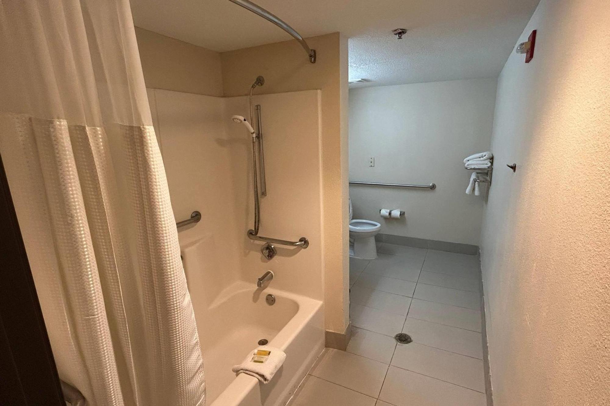 Travelodge By Wyndham Arlington/Dallas Area Exterior foto